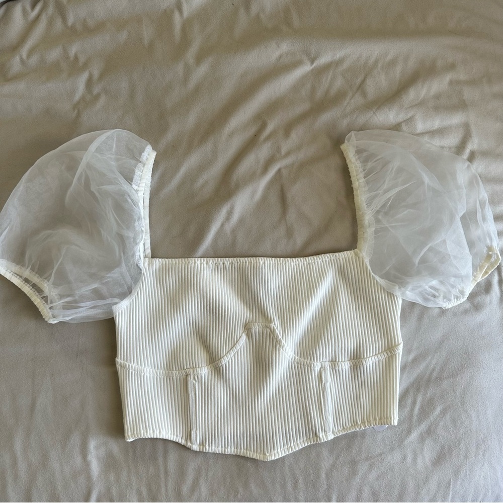 Sabo Skirt Ivory Puff-Sleeve Ribbed Crop Top
